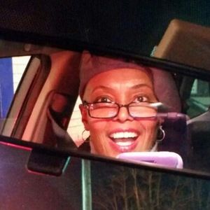 Meet your Posher, Monique